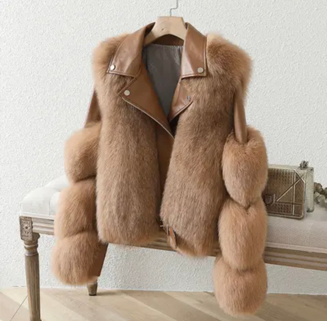 Luxuriöse Lederfelljacke