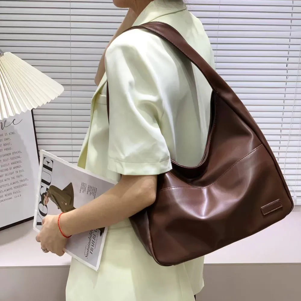 Lilya | Hobo-Tasche