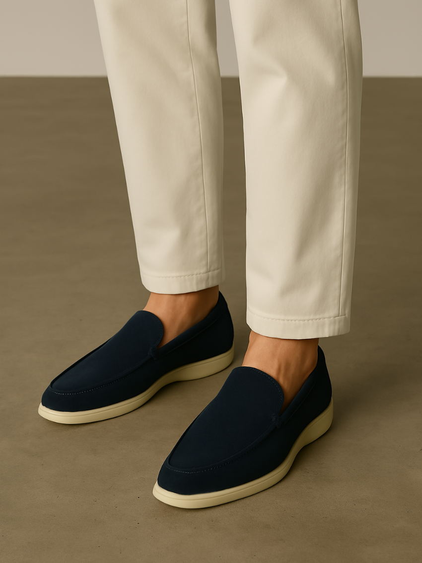 Verfeinerte Wildleder Slipper – Marineblau