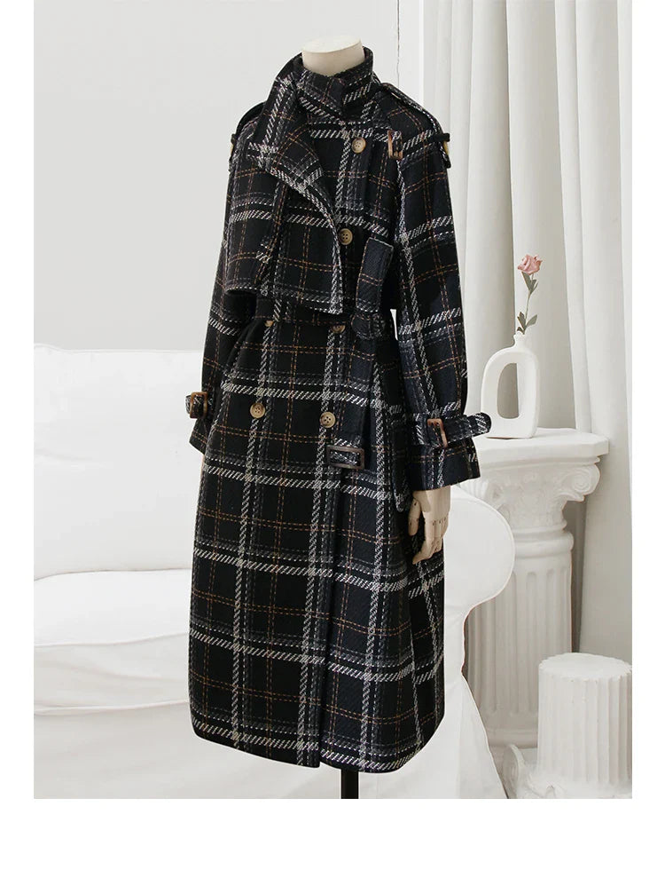 Neus Karierter Trenchcoat
