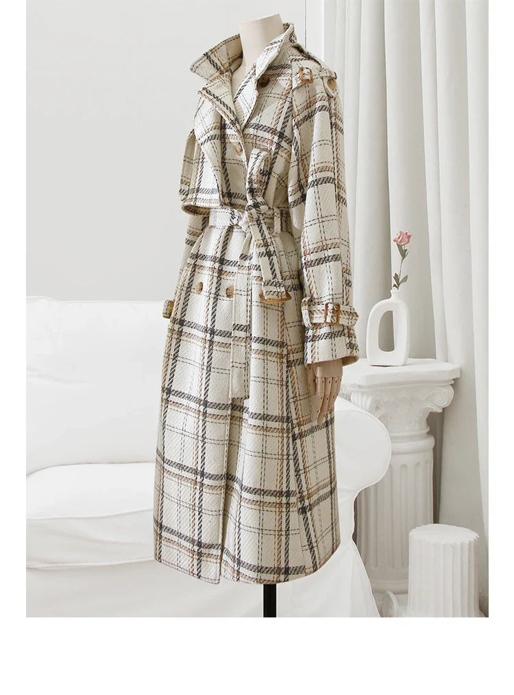 Neus Karierter Trenchcoat