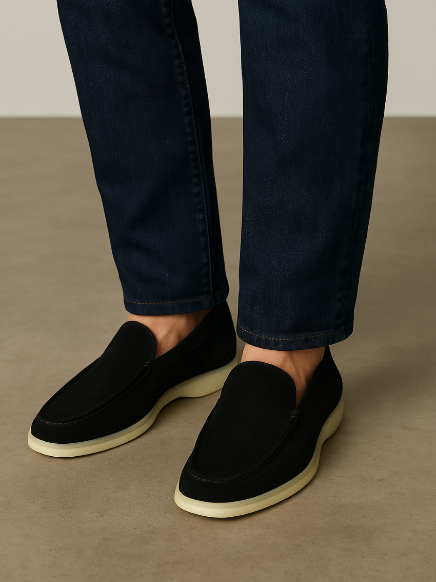 Verfeinerte Wildleder Slipper – Schwarz