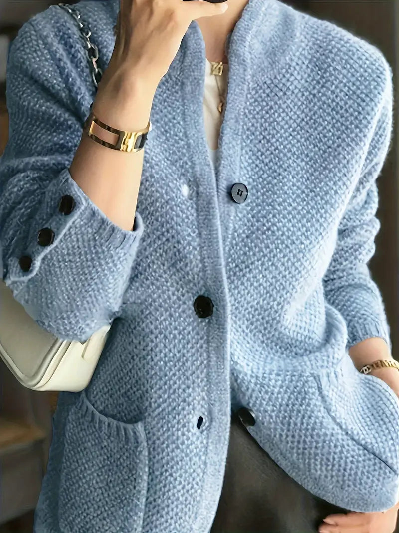KLARINA | Weicher Cardigan mit Knöpfen