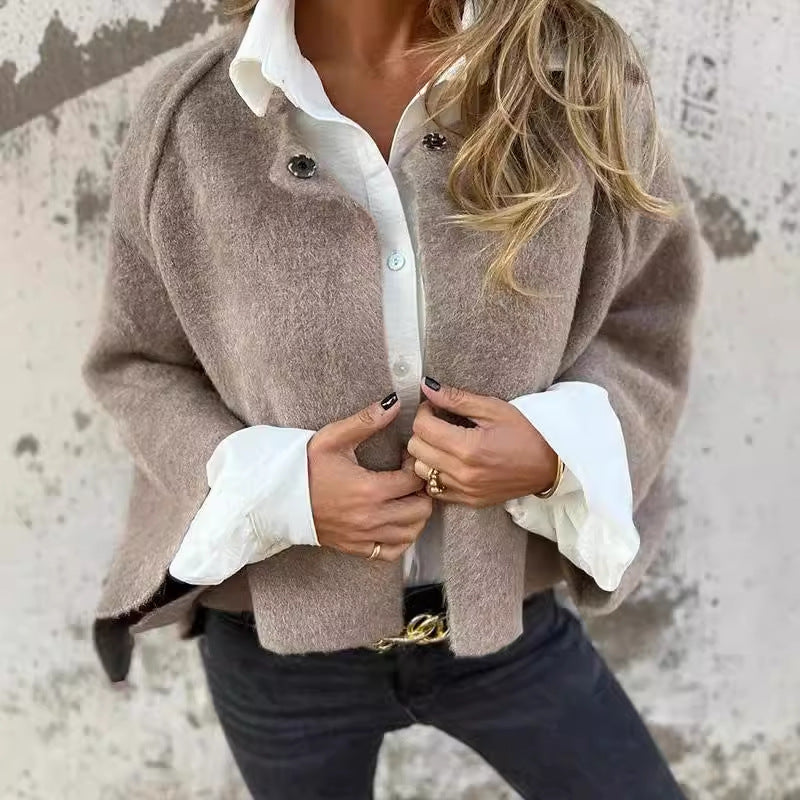 ELISE | Kurze Jacke mit eleganten, ausgestellten Ärmeln