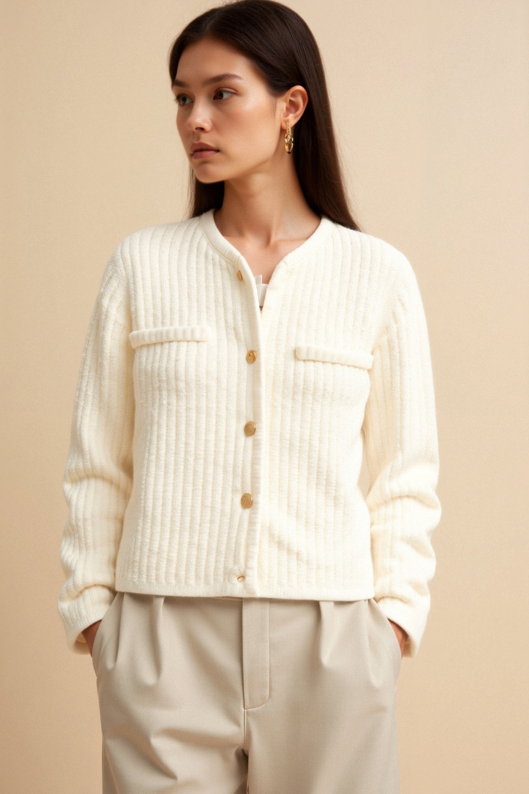 Alter Geld Gestrickter Wollknopf Pullover