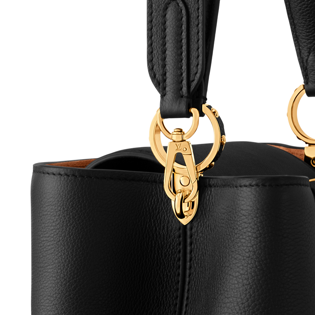 Capucines MM Soft Bag