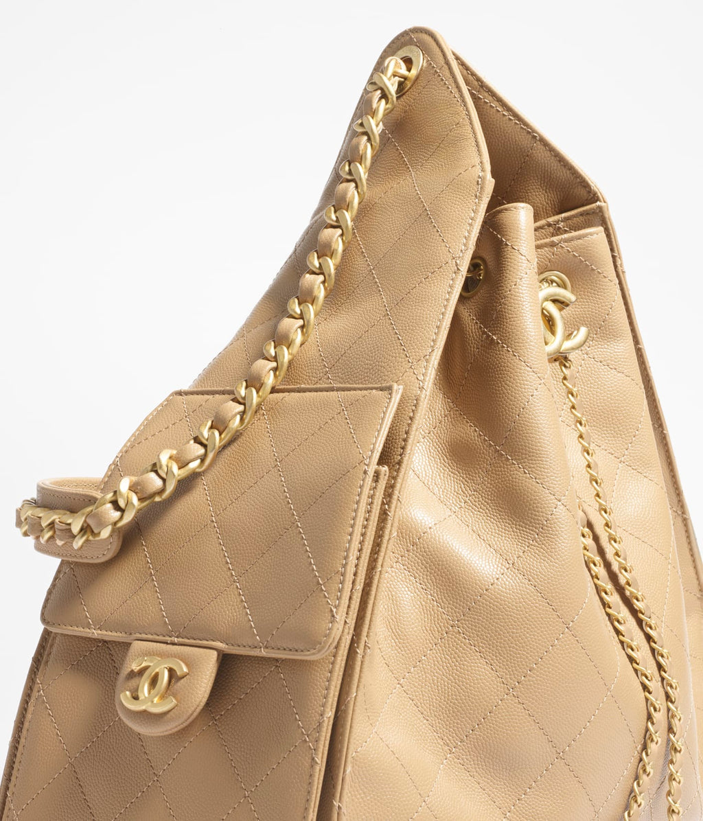 MEDIUM CHANEL 25 BAG