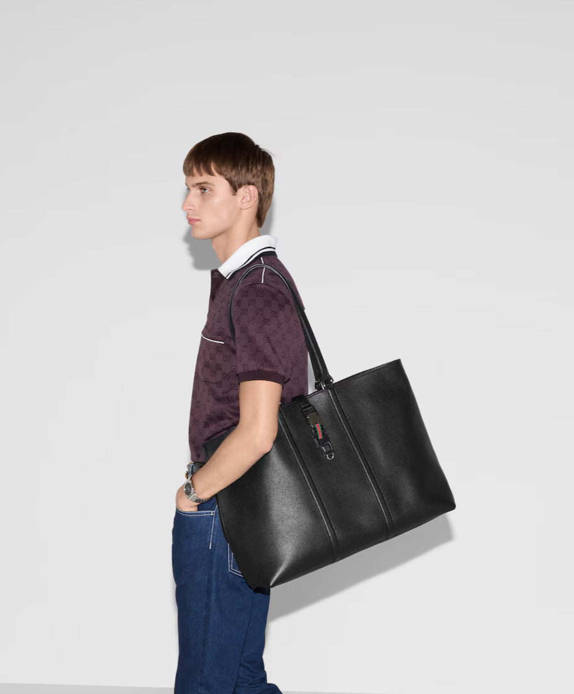 Large format tote bag with webbing