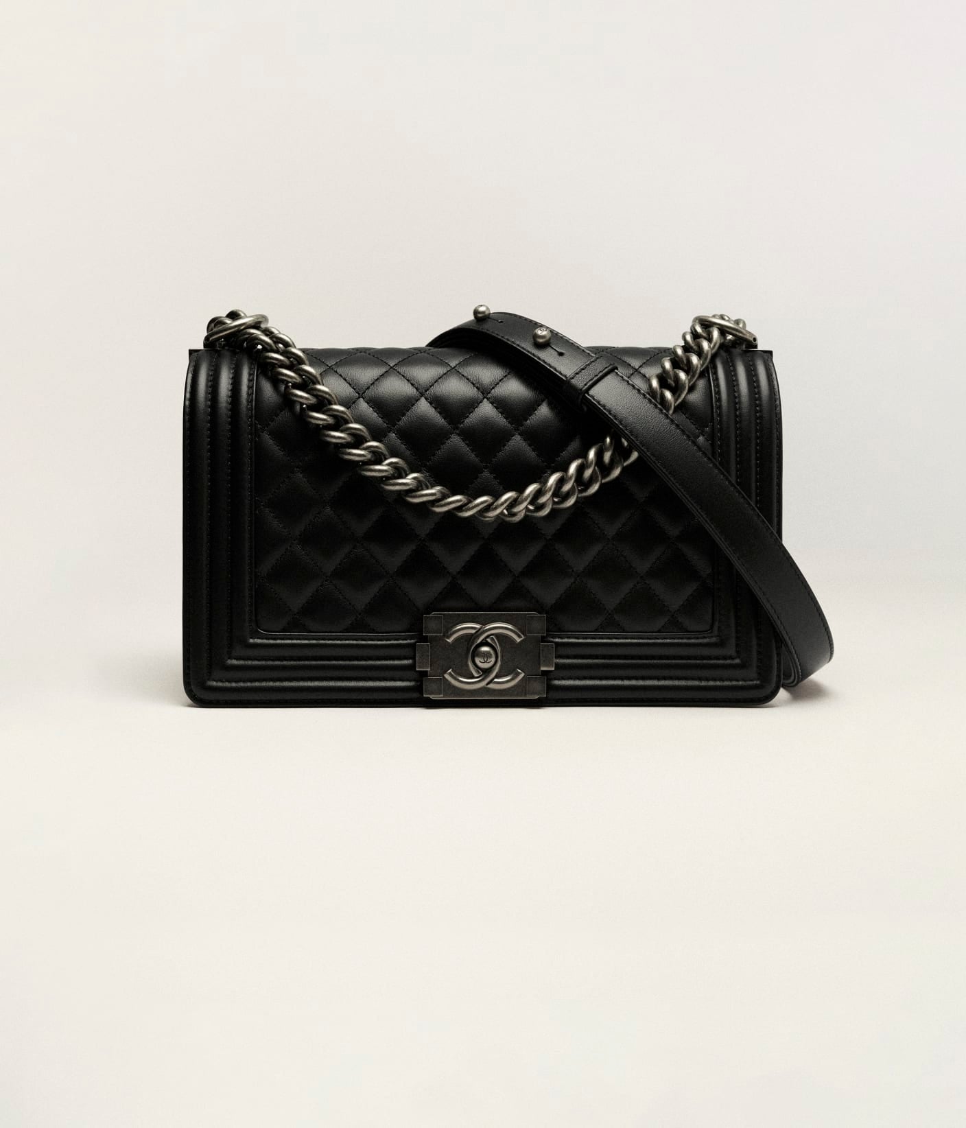 CHANEL BOY BAG