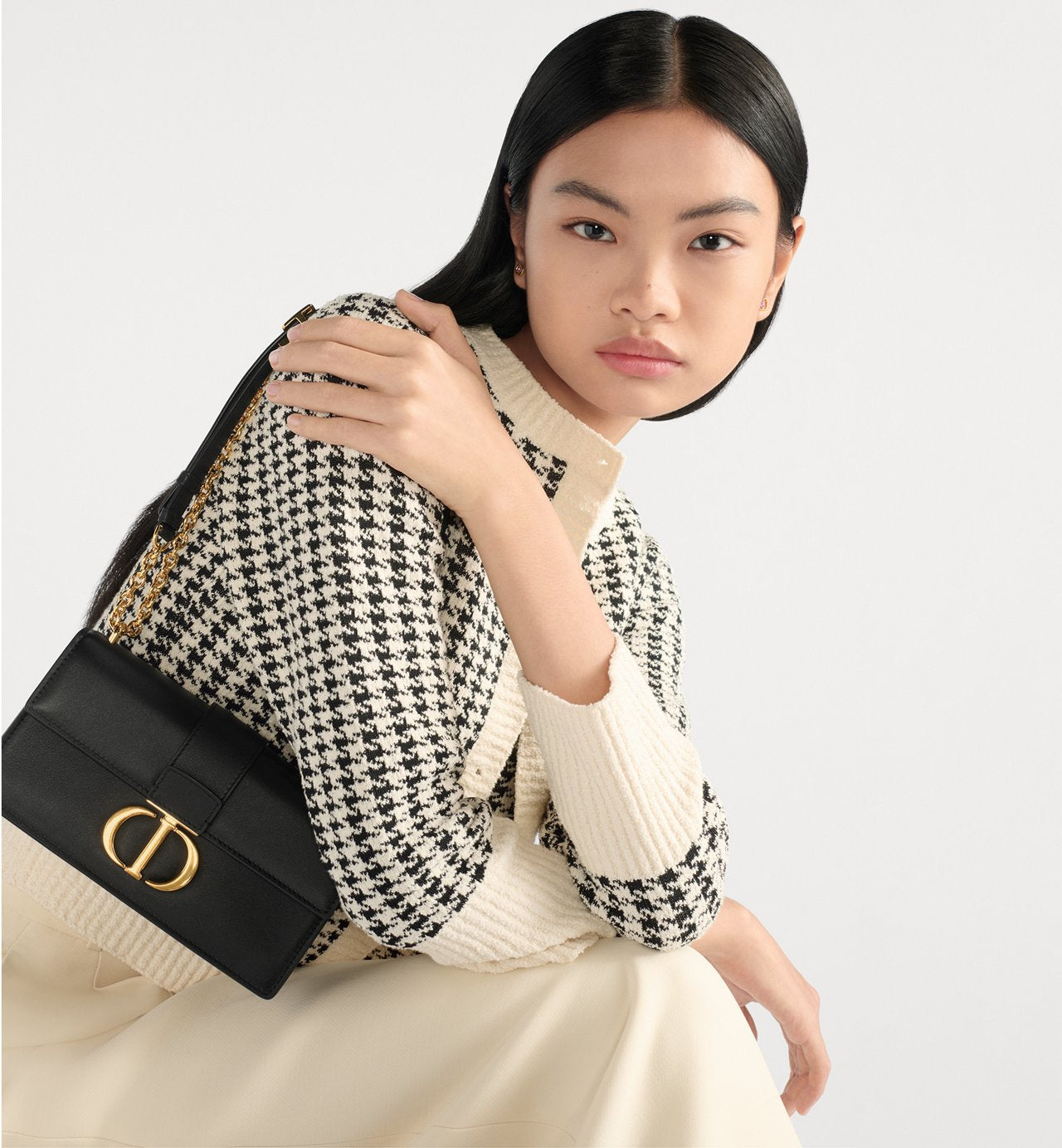 East-West Chain Bag 30 Montaigne