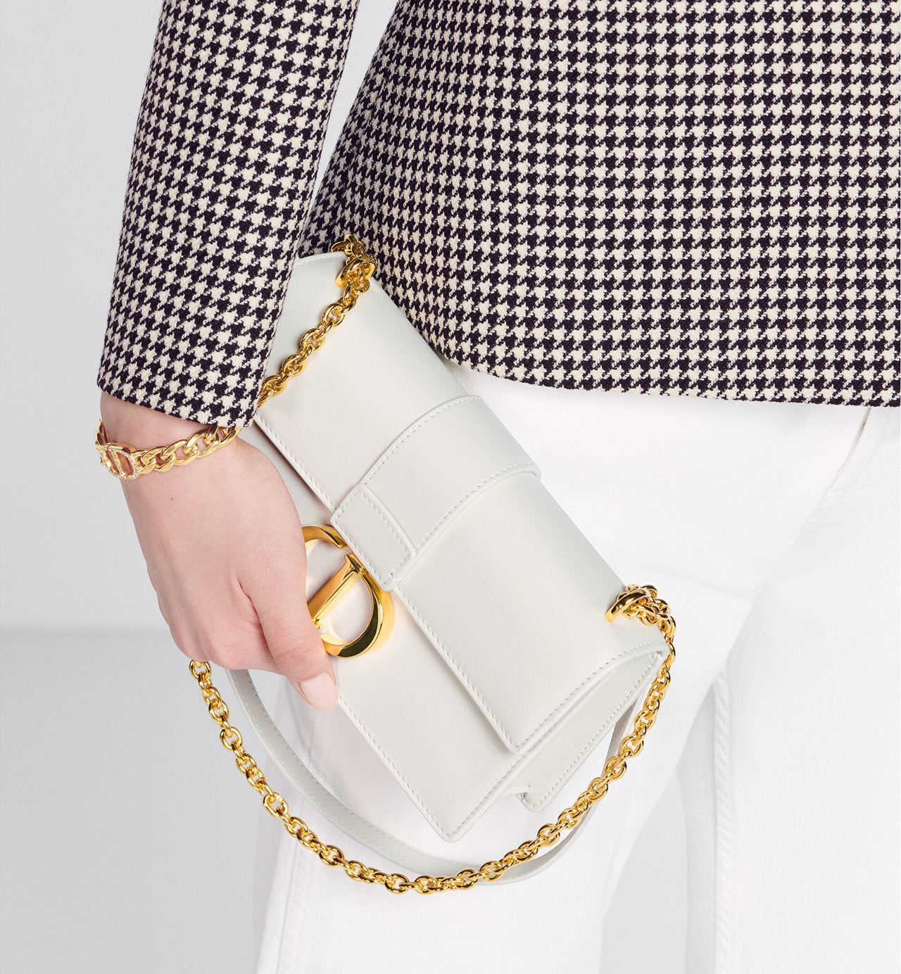 East-West Chain Bag 30 Montaigne