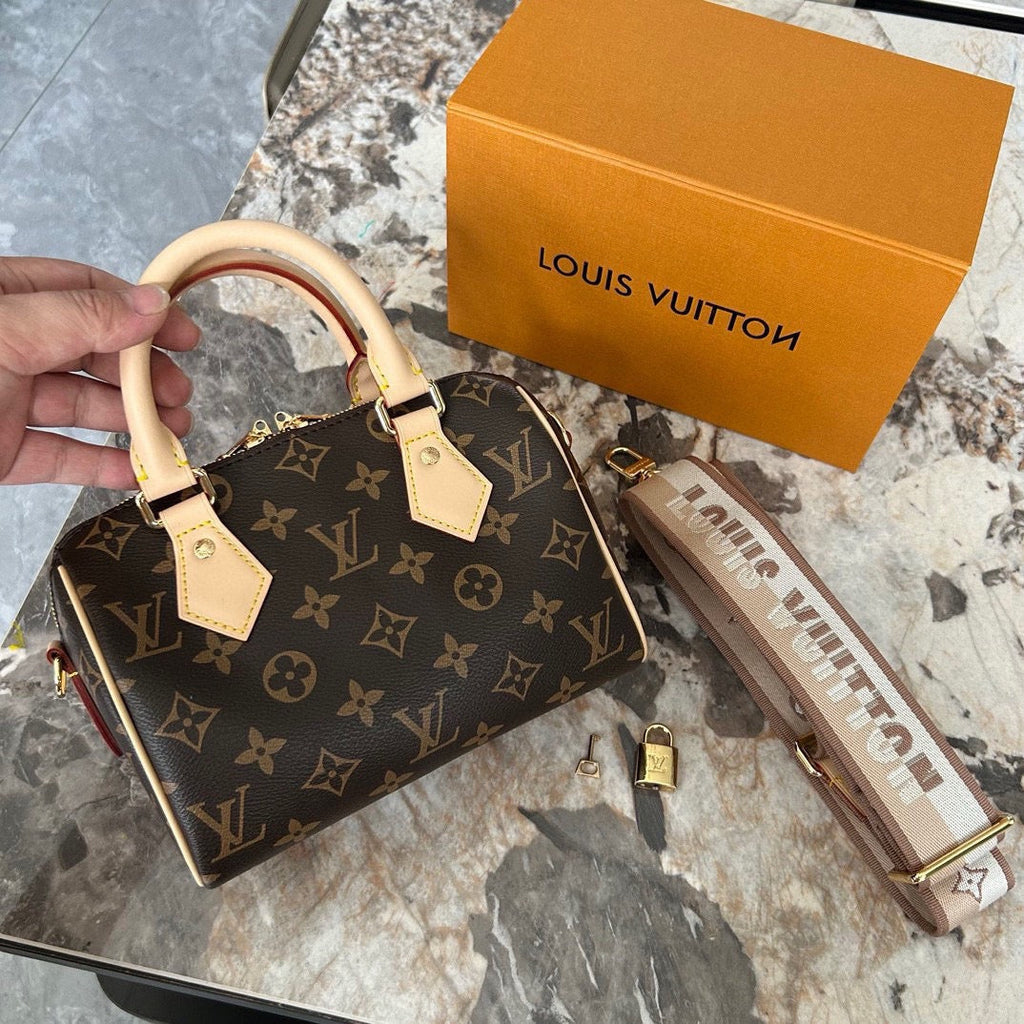 LV - Speedy Bandoulière 20 Bag