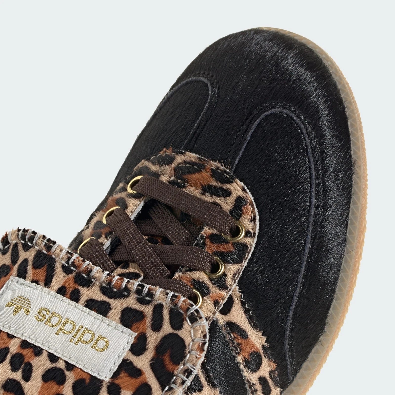Gazelle Indoor Leopard Black