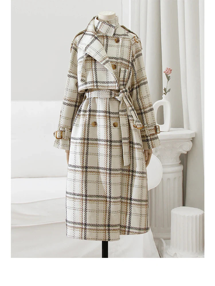 Neus Karierter Trenchcoat