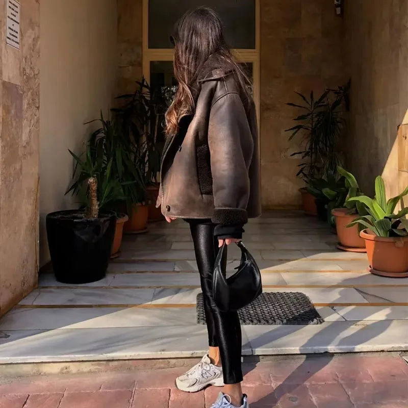 Mireia Kunstlederjacke
