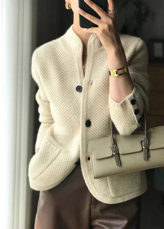 KLARINA | Weicher Cardigan mit Knöpfen