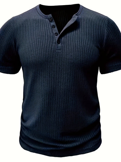 T-Shirt con Motivo Elegante