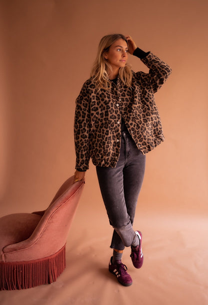 SOFIA | Auffällige Jacke mit Leopardenmuster