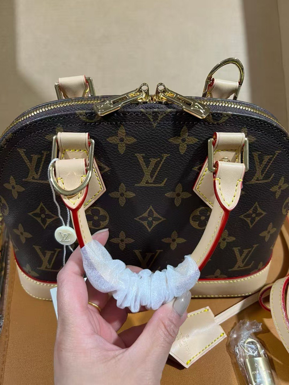 LV - Alma BB Bag NO
