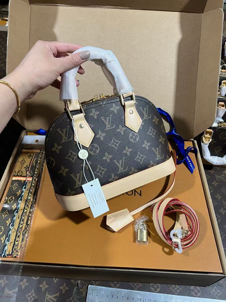 LV - Alma BB Bag NO