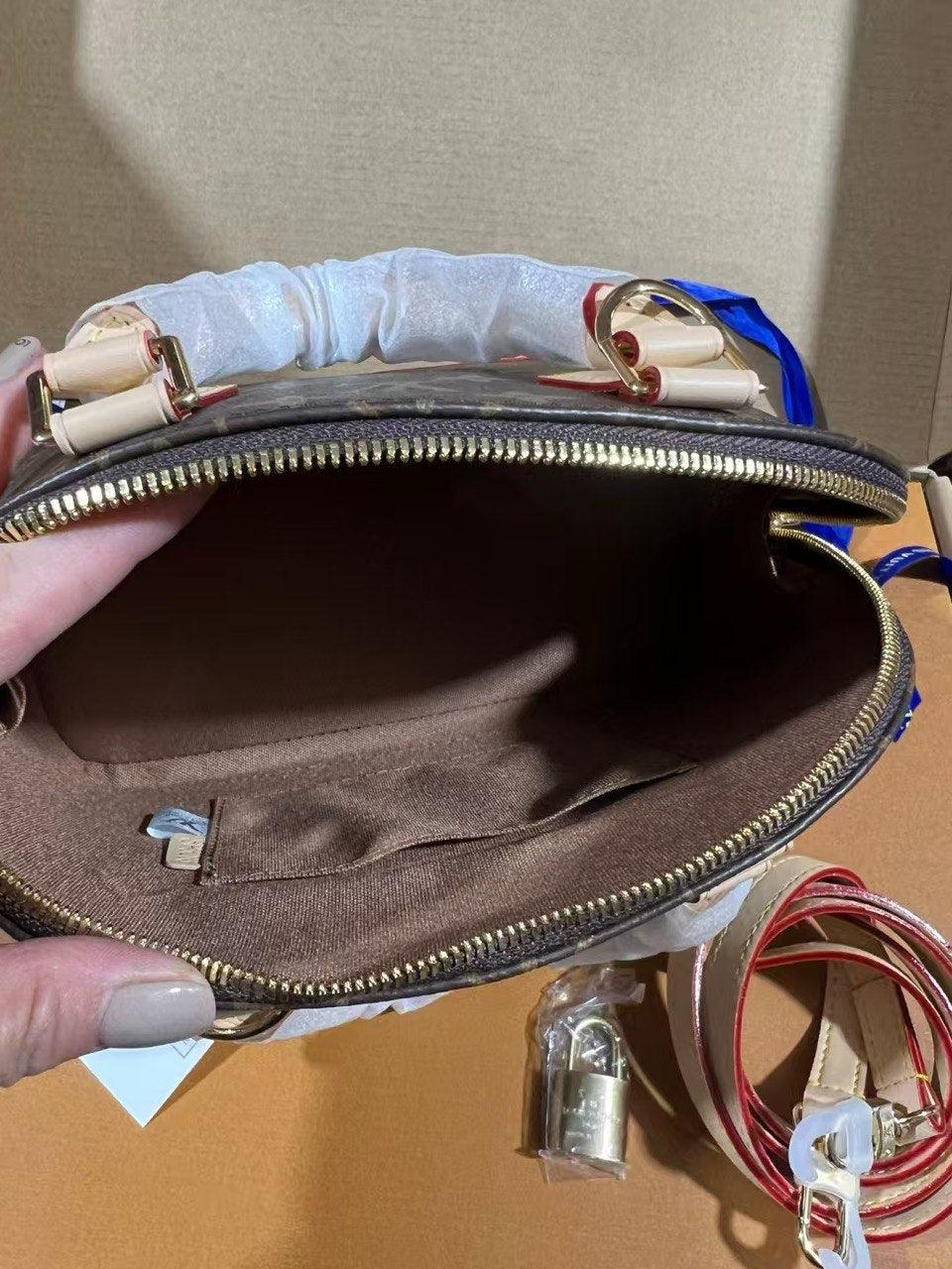 LV - Alma BB Bag NO