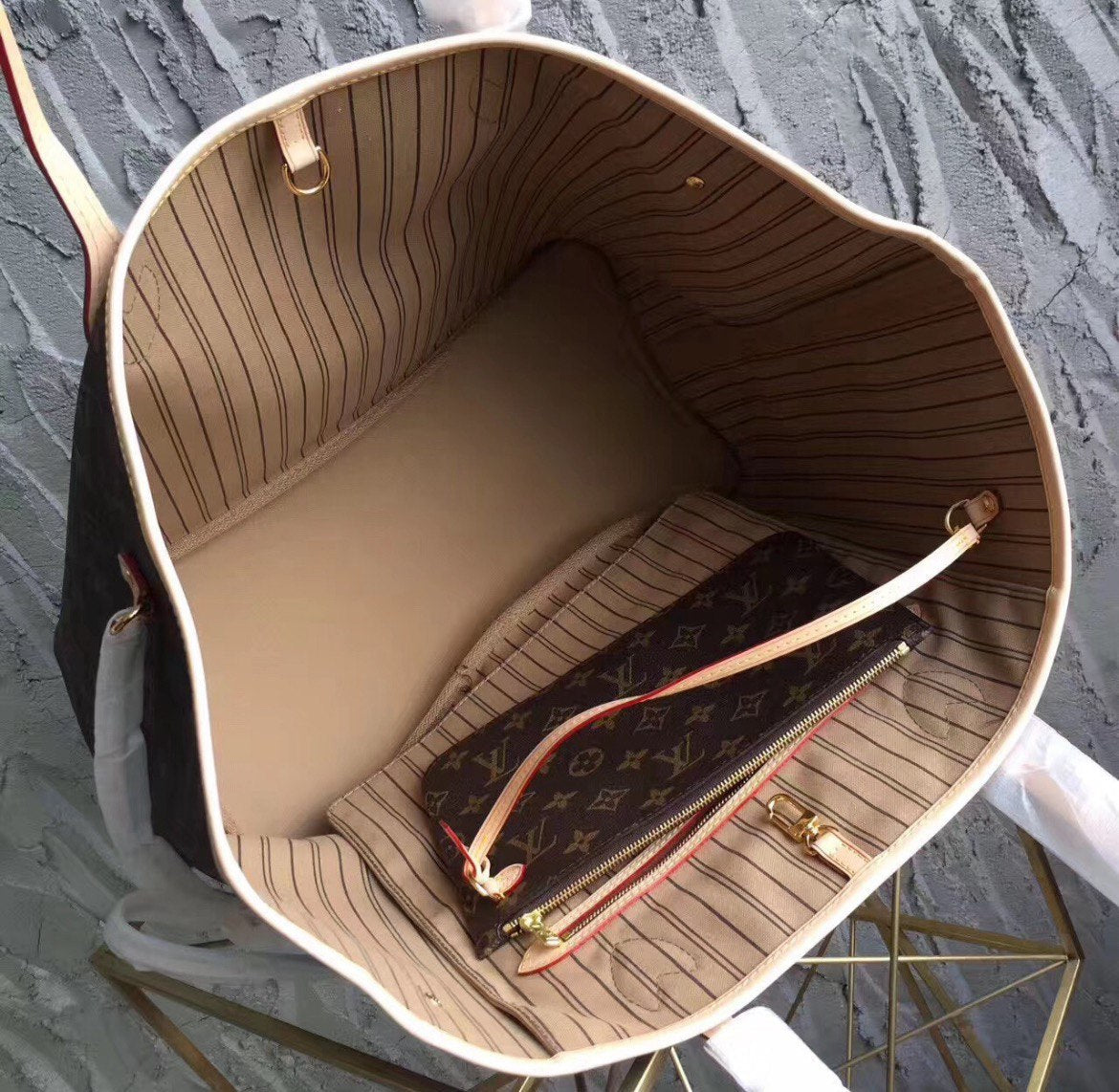 LV - Neverfull GM Bag